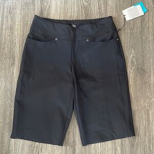 Tail Women’s Shorts Size 6 NWT